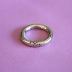 kakazsacsi tartó barna